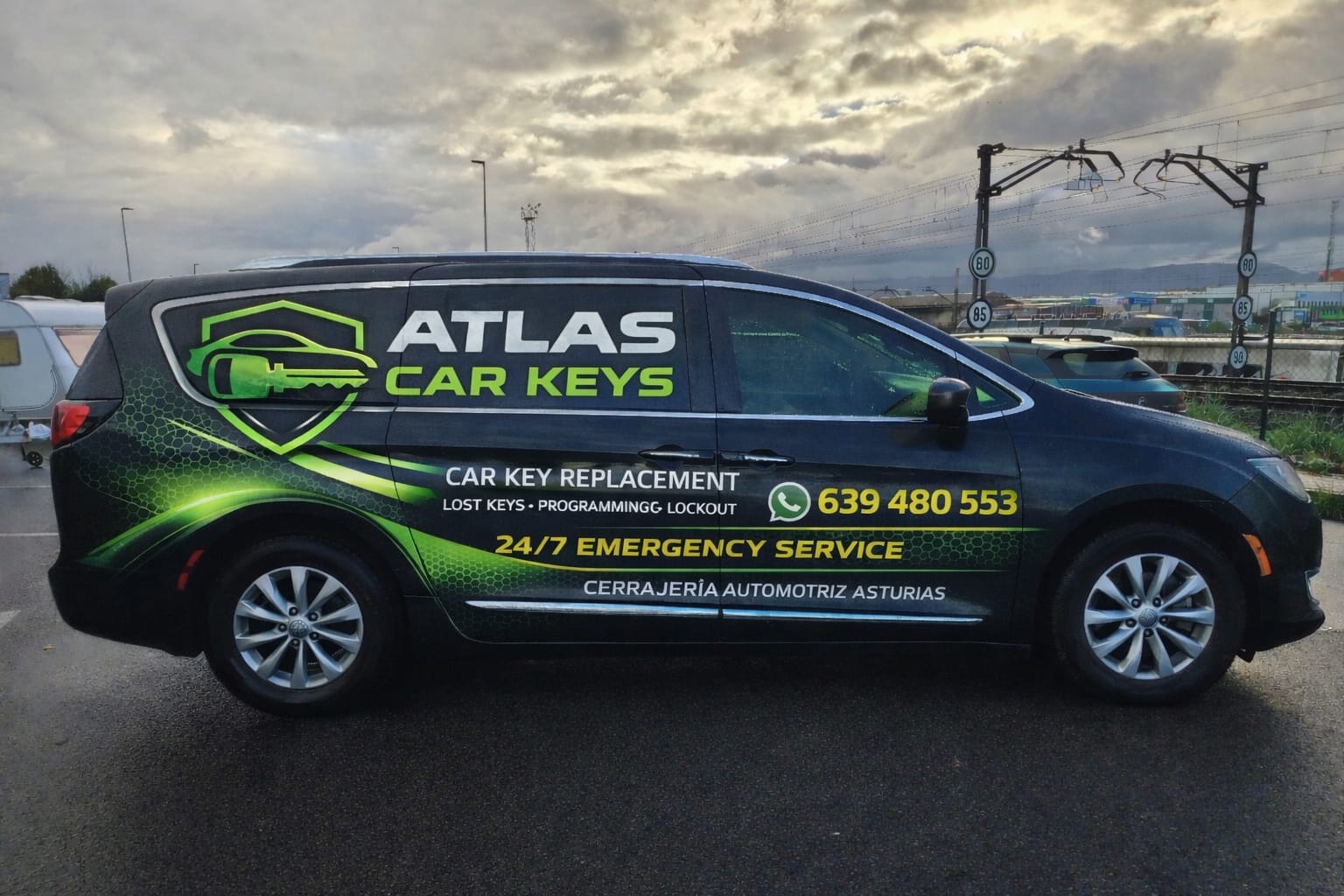 Furgoneta de Atlas Car Keys en Gijón